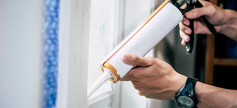 Residential Window Caulking in Lakeside, FL