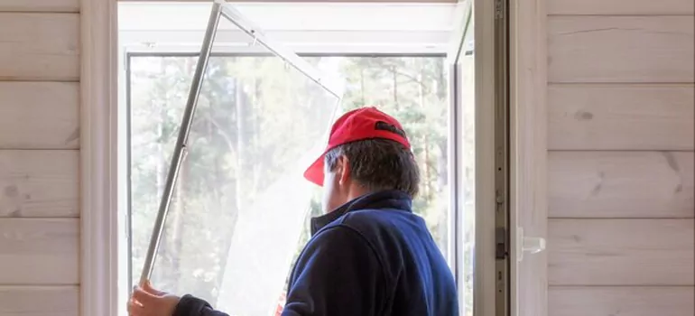 Expandable Window Screen Installation in Lakeside, FL